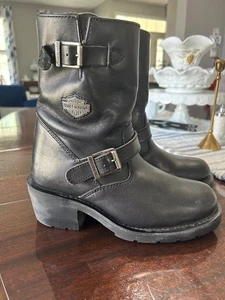 Genuine Harley Davidson Women’s 7 ½ Side Zip Black Leather Biker Boots #88005 - Picture 1 of 17