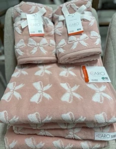 CARO Home Coquette Pink Bow 8 Piece Set (4 Bath Towels, 4 Hand Towels) NWT - Picture 1 of 2