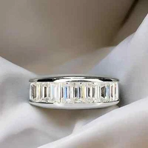 Anello uomo festa del papà taglio baguette diamante creato in laboratorio placcato oro bianco 14 carati - Foto 1 di 14