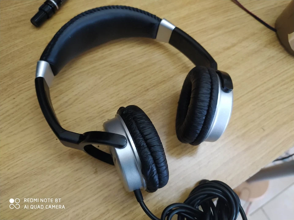 cuffia stereo NUMARK HF125 - Immagine 1 di 3