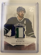 2013-14 Panini Dominion Daniel Sedin Authenic Material Patch 23/25 Canucks