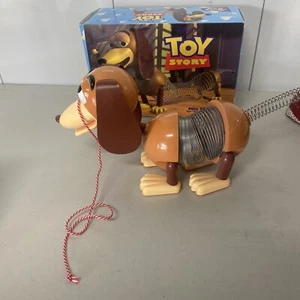 Disney 1995 Vintage Originale Toy Story Slinky Dog Pull Toy - Scatola Aperta - Foto 1 di 9