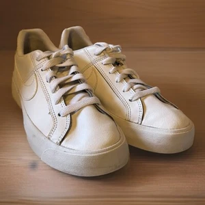 Nike Court Royale 2 Women’s Size 6 White Leather Tennis/Athletic Sneakers Shoes - Picture 1 of 7
