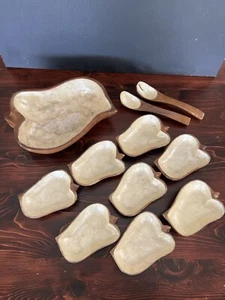 Juego de cuencos de madera tallada Grandmillenial Capiz Shell pinzas para ensalada de colección incrustación de isla - Imagen 1 de 10