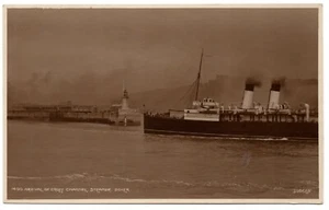 Tarjeta postal Arrival of Cross Channel Steamer Dover Judges Ltd. Nº 1490 RPPC - Imagen 1 de 2