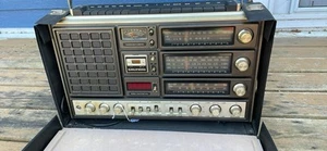 Grundig Satellite 3000 Radio - Photo 1/4