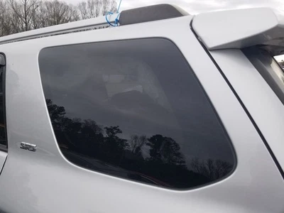 19 2019 TOYOTA 4 RUNNER QUARTER GLASS LEFT DRIVER  Foto 1 de 4