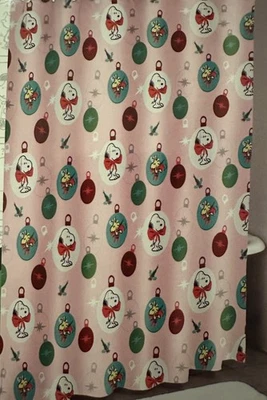 TENDA DOCCIA IN TESSUTO NATALIZIO ARACHIDI SNOOPY 70 X 72 POLLICI NUOVA - Immagine 1 di 4