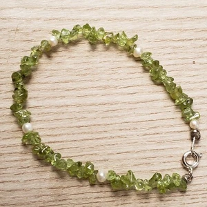 Hand- Made GENUINE * PERIDOT STONE * BRACELET 6.5" Long ,3-5MM - USA - Picture 1 of 8