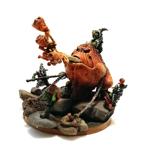WARHAMMER FORGE WORLD NIGHT GOBLINS "SQUIG GOBBA" ORCS PRO PAINTED SPECIAL BASE - Bild 1 von 1