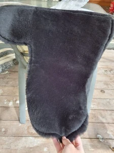 Custom Made 16.5" Black Wool Numnah Slip Michelle Graham MG Brand New Show Horse - Picture 1 of 3