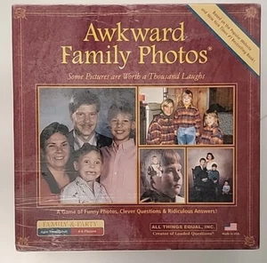 Awkward Family Photos Board Game Some Pictures are Worth 1000 Laughs - Picture 1 of 2