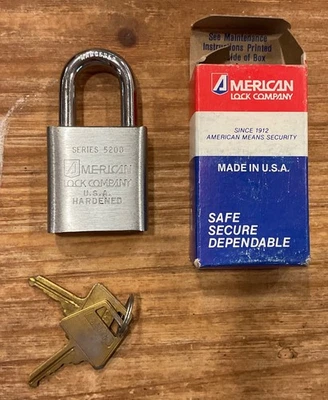 VINTAGE NEW OLD STOCK AMERICAN PADLOCK 5200 SERIES NEW IN BOX WITH KEYS - Image 1 of 3