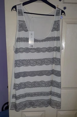  VEST TOP PLUS SIZE 20 BEIGE WITH PRINTED PATTERN  GIVES LACE EFFECT GEORGE BNWT - Image 1 of 4