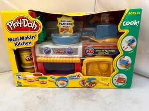 Play-Doh Meal Makin’ Kitchen 2008 Hasbro NEU Factory Sealed Clean Box - Bild 1 von 8