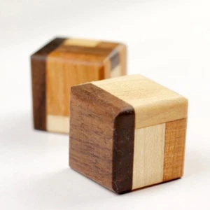 22 mm Genius Dice - Dados de madera únicos hechos en EE. UU. por WOODIF - Imagen 1 de 4