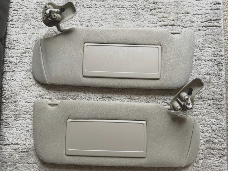 99-06 Chevy GMC Silverado Sierra Tahoe Suburban Yukon Sun Visor Set Neutral Gray - Image 1 of 4
