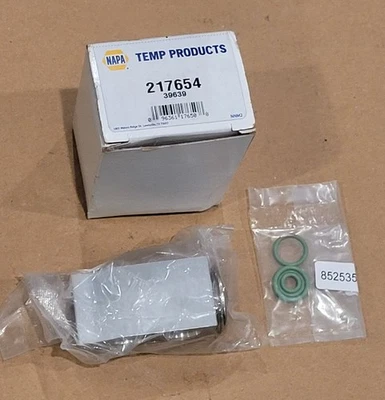 AC A/C Expansion Valve for Nissan TITAN 2017-2018 Nissan TITAN XD 2016 2017 2018 - Image 1 of 4