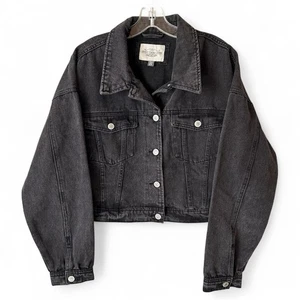 Women’s 2X Denim Jacket Black Wash Cropped Pockets Western Rodeo Cowgirl Fall - Picture 1 of 5