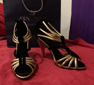Zapatos Zara Oro Negro Correa Cuero Talla 9 Club Noche Tacones Talla 40 Pasarela - Imagen 1 de 6