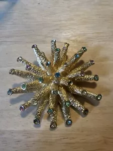 Vintage Les Bernard VO Vogue Attributed Gold Tone Faux Jewel Statement Brooch - Picture 1 of 18