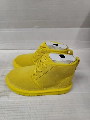 UGG KID'S NEUMEL II BOOT PS SIZE 13 - Image 1 of 4