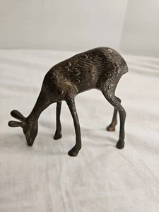 Estatuillas de ciervo de latón macizo de colección figura alimentando o bebiendo MCM  - Imagen 1 de 5
