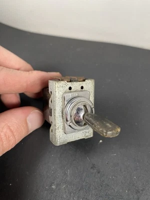 Austin Healey Sprite Mk1, Mk2, MG Midget Mk1 Directional Switch Original Lucas  - Image 1 of 4