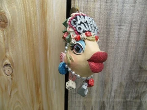 Adorno de Navidad Katherine's Collection Gambling Queen Kissing Fish - Imagen 1 de 5
