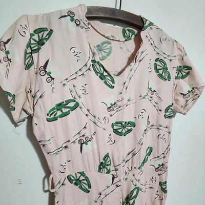 1940s Western Frontier Novelty Print Rayon Dress Vintage USA Made Rare Rodeo Old - Image 1 of 4