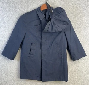 Set trench e cappello vintage Koratron ragazzo Mackintosh taglia 6 blu navy fodera in pile - Foto 1 di 23