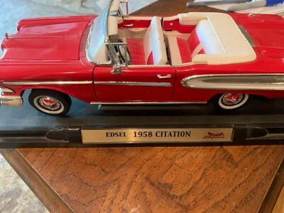road signature 1958 edsel citation 1/18, on stand - Image 1 of 4