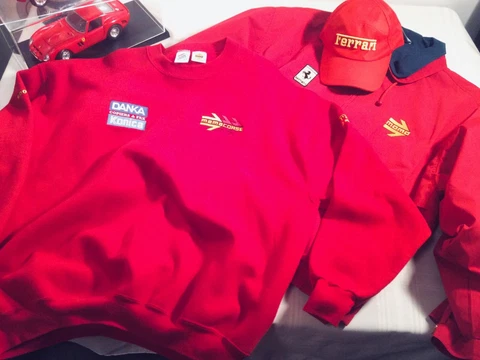 IMSA ROLEX 24 - MOMO Ferrari Jacket / MOMO Sweatshirt (XXL) & Ferrari Cap Combo Cover