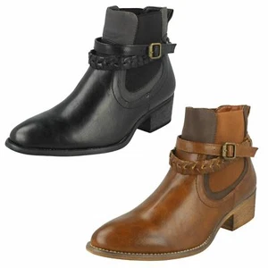 Botines de tacón con pies en la tierra para dama - Imagen 1 de 19