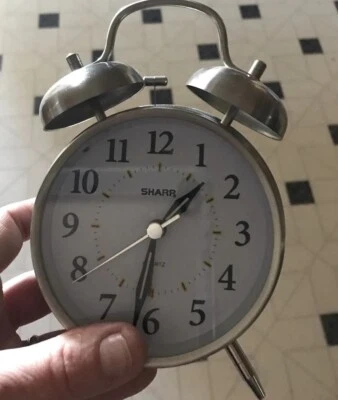 Sharp - Silver Analog Alarm Clock - Quartz - Battery Operated - Works - SPC800 - Image 1 of 3