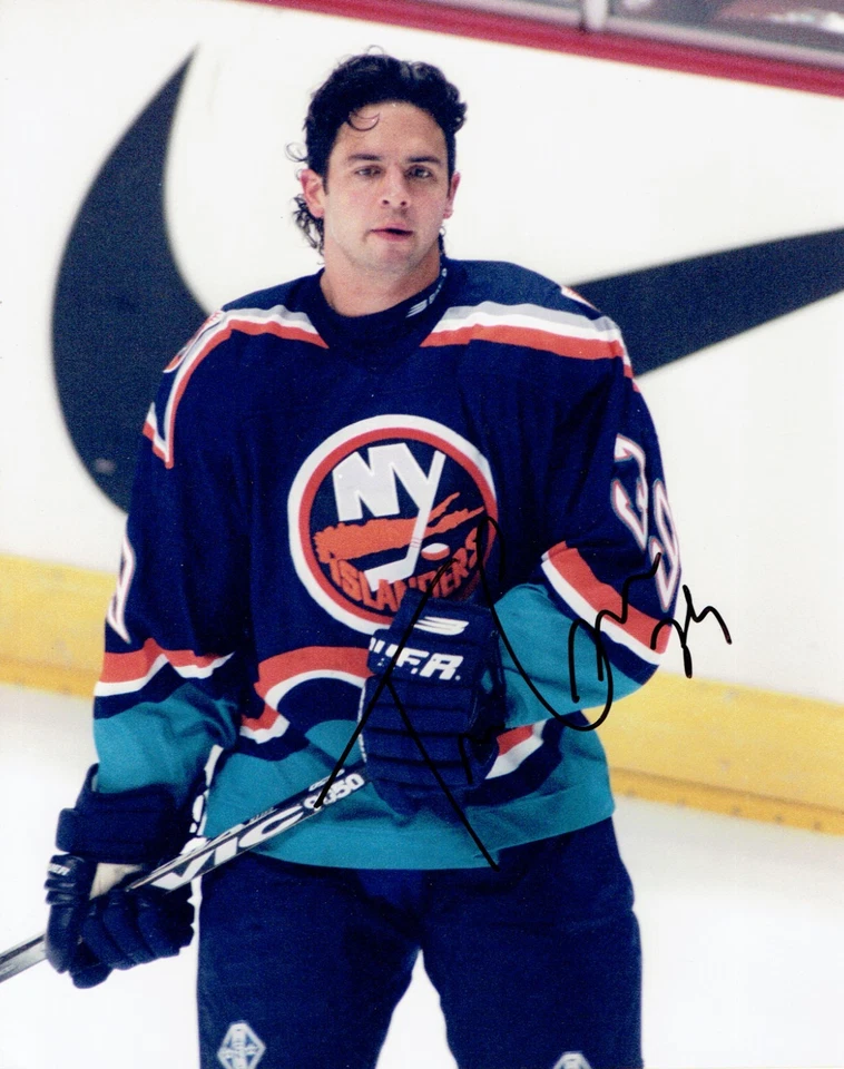Foto firmada por Travis Green 8x10 NEW YORK ISLANDERS COYOTES Foto 1 de 1