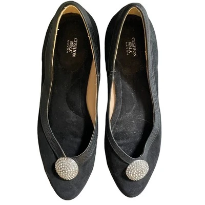 Cojín para mujer Walk Almond Toe Flats de Avon negro talla 7 pedrería  Foto 1 de 4