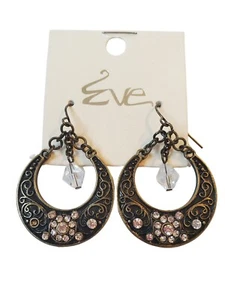 Pendientes colgantes en tono bronce con cristales colgantes y pedrería - Imagen 1 de 1