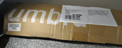 Juego de varillas de cortina doble Umbra Twilight diseño envolvente, 28-48 pulgadas, bronce oscuro Foto 1 de 4