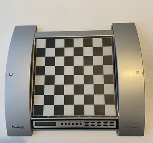 Schachcomputer, Mephisto - Chess Explorer von Saitek  - Bild 1 von 9