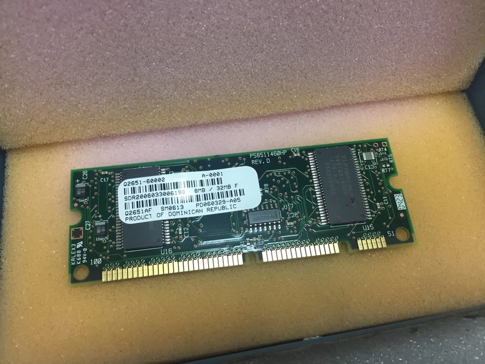 HP Q2651-60002 LASERJET 2300 8MB/32MB FLASH MEMORY Q2651BD - Image 1 of 2