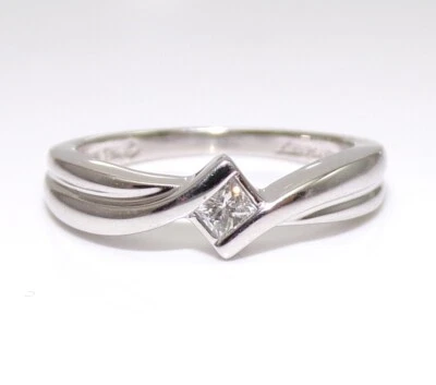 14K White Gold 0.15ct. Princess Cut Diamond Solitaire Bypass Ring Size 7 FZ - Image 1 of 4