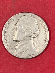  1954  D    United States 5 Cent Coin Circulated - Picture 1 of 2