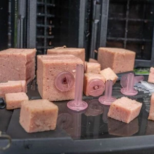 Korum Meat Stoppas NEW Korum Meat Stops *Full Range* - Picture 1 of 12