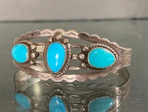 Vintage Fred Harvey Era Navajo 3-Stone Turquoise Sterling Silver Cuff Bracelet - Picture 1 of 18