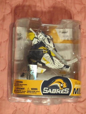 Figura Ryan Miller Buffalo Sabres McFarlane Serie 17 Foto 1 de 4