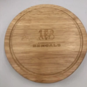 Legacy Wooden NFL Cincinnati BENGALS Brie Cheese Board and Tools Set 7.5" - Picture 1 of 6