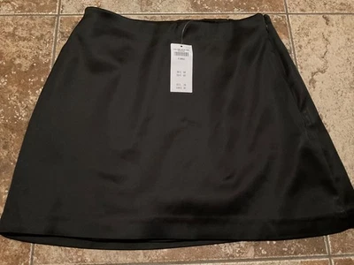 MINIFALDA DE SATÉN NEGRA ABCROMBIE & FITCH (TALLA XS) NUEVA CON ETIQUETAS Foto 1 de 4