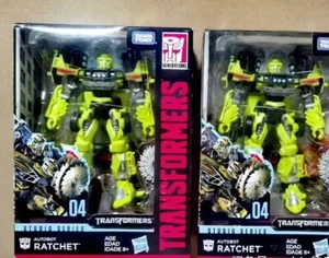 Hasbro Transformers Studio Series Deluxe Class 04 Autobot Ratchet Action Figure - Picture 1 of 3