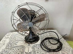 Emerson Vtg Circa 1954 Electric 4 Blade Fan #79646-AQ Oscillating 3-Speed WORKS! - Picture 1 of 7
